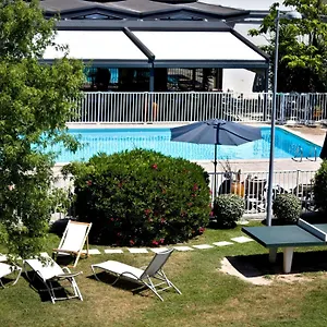 Ibis Styles Sud Awinion