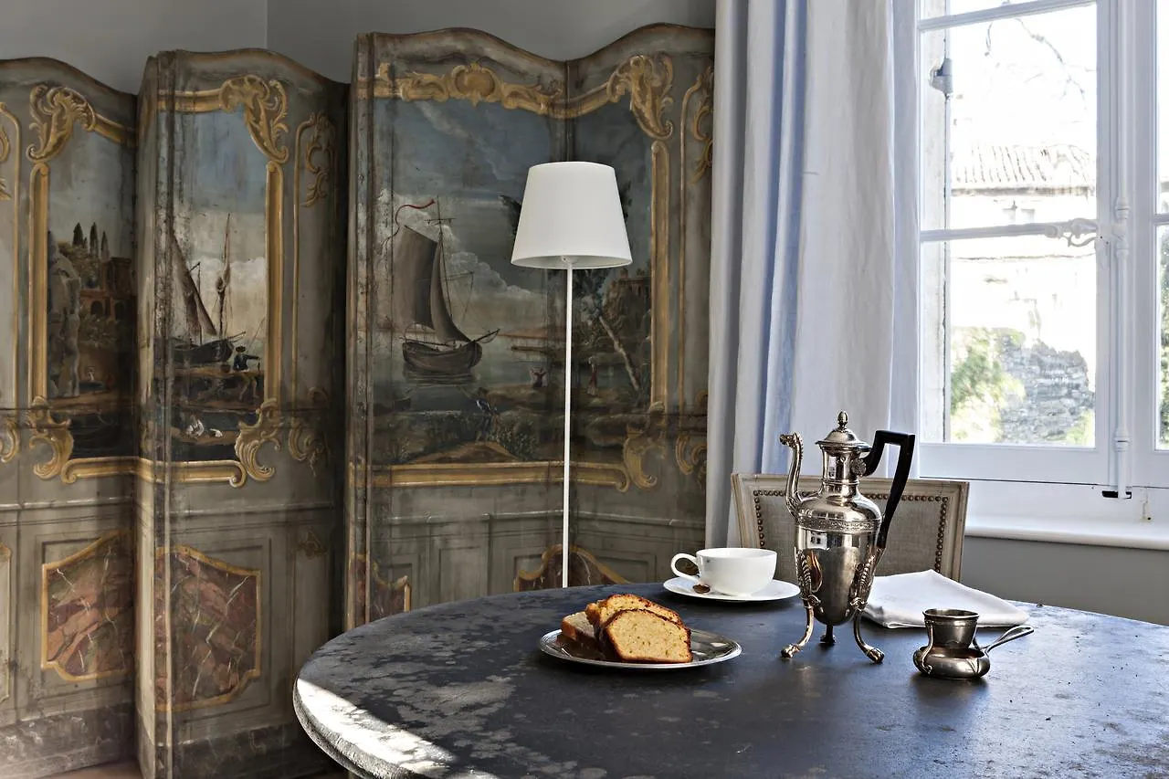 ** Bed & Breakfast La Divine Comedie Avignon France