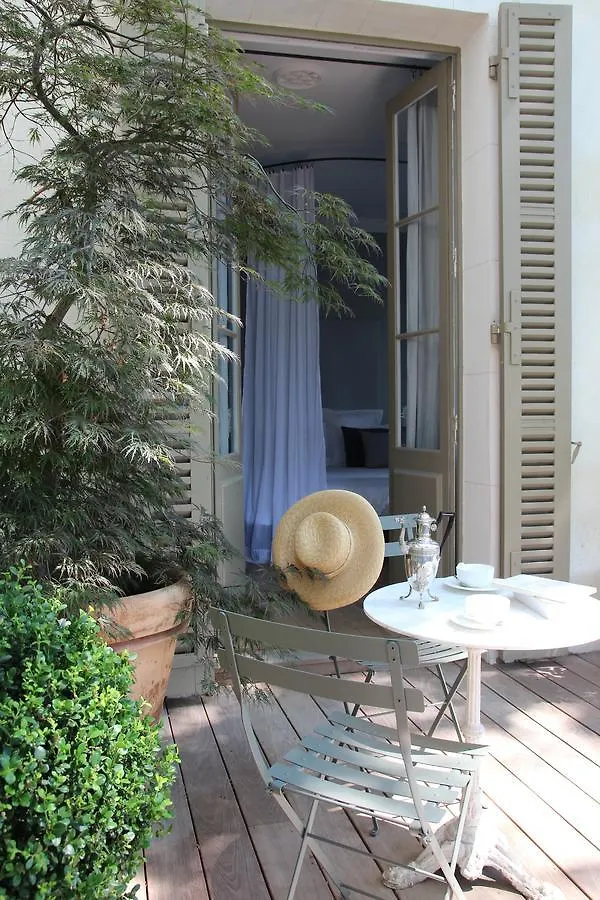 La Divine Comedie Avignon Bed & Breakfast